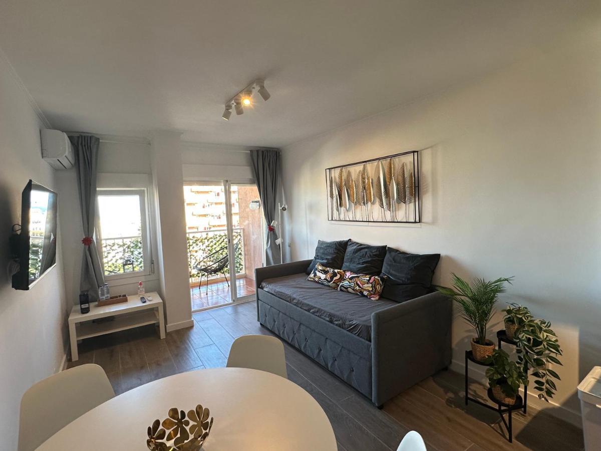 Apt Centrico Con Vistas Y Piscinas Benalmádena Exterior foto