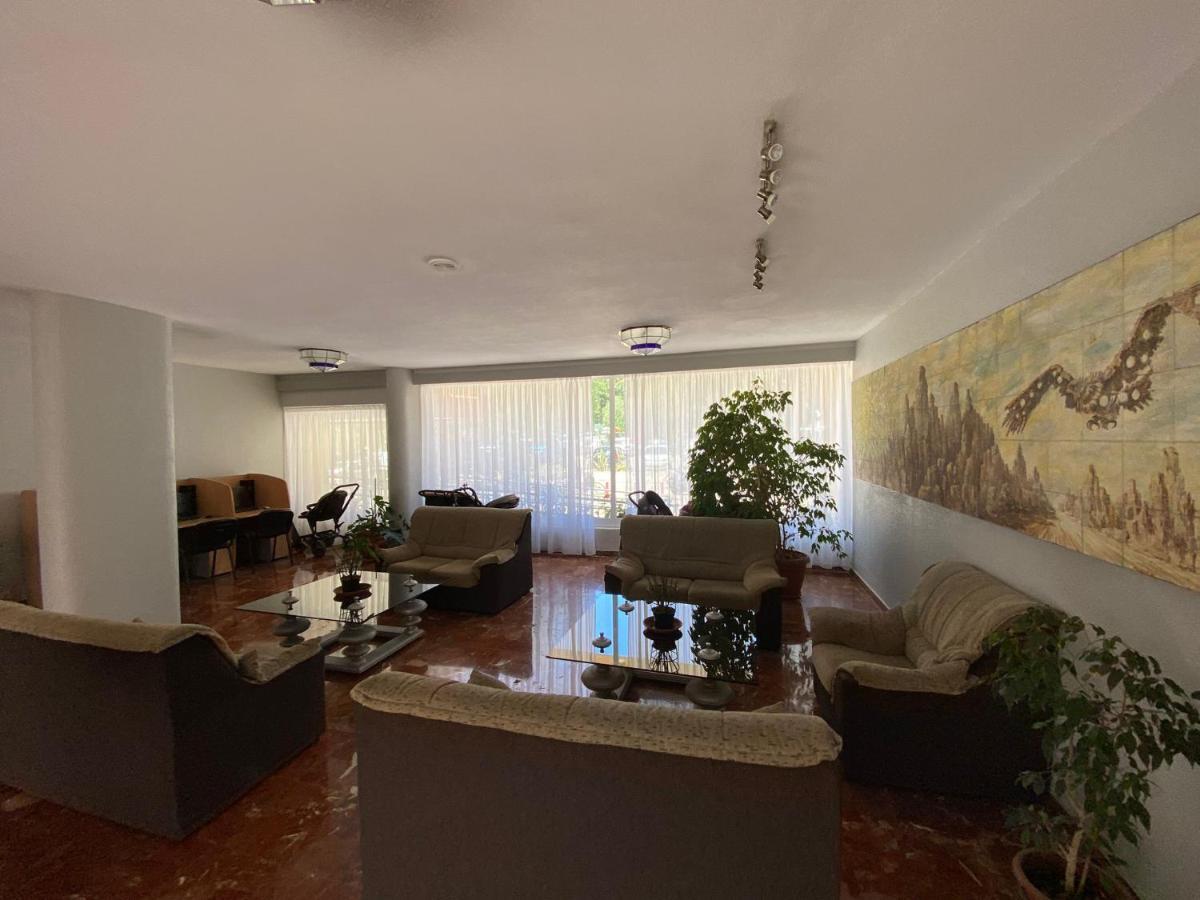 Apt Centrico Con Vistas Y Piscinas Benalmádena Exterior foto